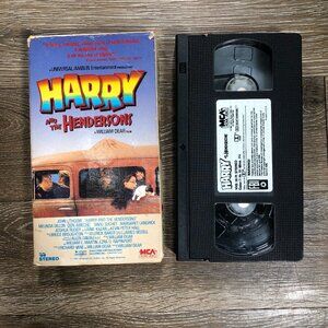 Harry And The Hendersons - VHS VCR Video Tape John Lithgow Bigfoot Sasquatch